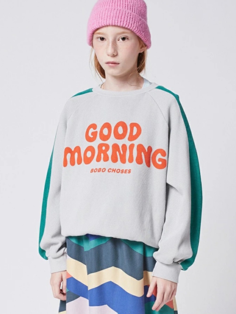 BOBO CHOSES Good Morning Graphic Sweatshirt in Light Gray with Teal Sleeves